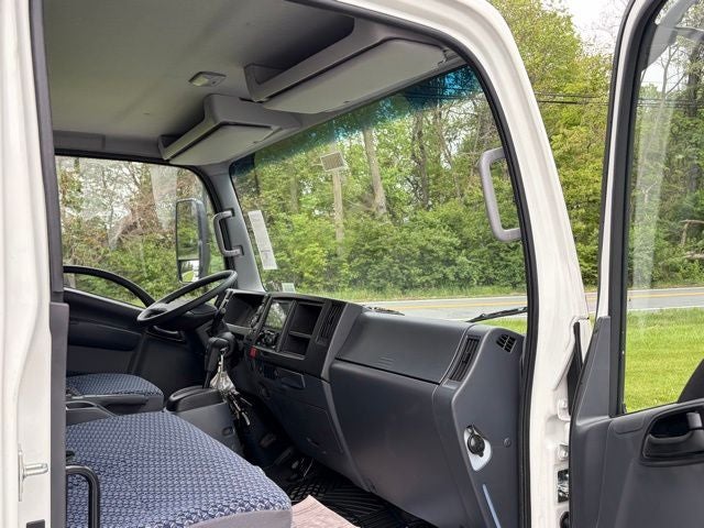 2026 Isuzu NRR 1U2 04 132.5" Wheelbase