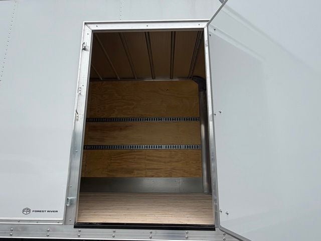 2026 Isuzu FTR MT6 G1 224" Wheelbase