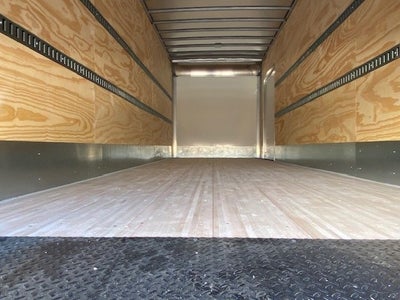 2025 Isuzu FTR MT5G4 212" Wheelbase