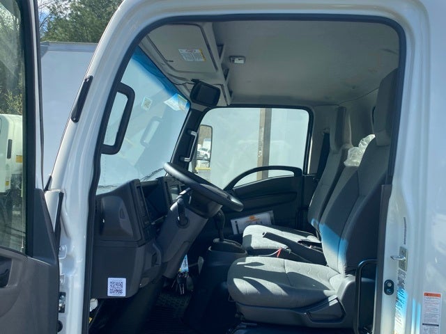 2025 Isuzu NPR-HD 3F254 132.5" Wheelbase