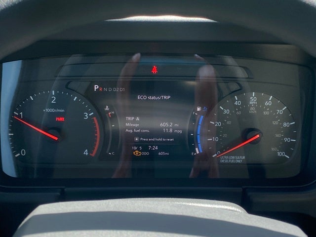 2025 Isuzu NPR-HD 3F254 132.5" Wheelbase