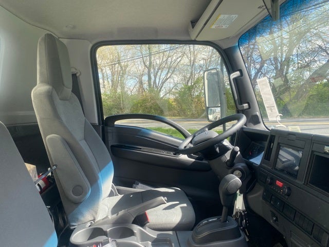 2025 Isuzu NPR-HD 3F254 132.5" Wheelbase