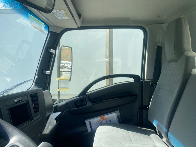 2025 Isuzu NPR-HD 3F254 132.5" Wheelbase