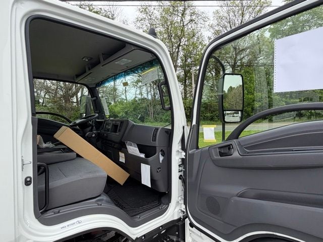 2027 Isuzu NRR 3U454 176" Wheelbase