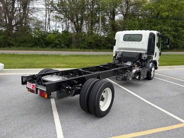 2027 Isuzu NRR 3U454 176" Wheelbase