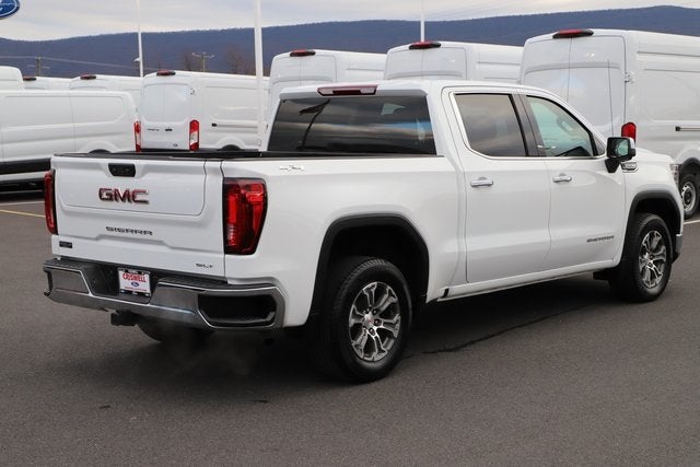 2025 GMC Sierra 1500 SLT