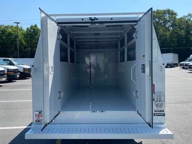 2025 Chevrolet Express 3500 Cutaway Cutaway