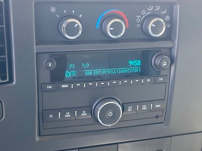 2025 Chevrolet Express 3500 Cutaway Cutaway