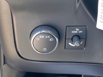 2025 Chevrolet Express 3500 Cutaway Cutaway