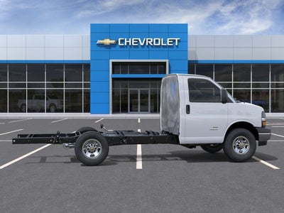 2026 Chevrolet Express 3500 Work Van Cutaway
