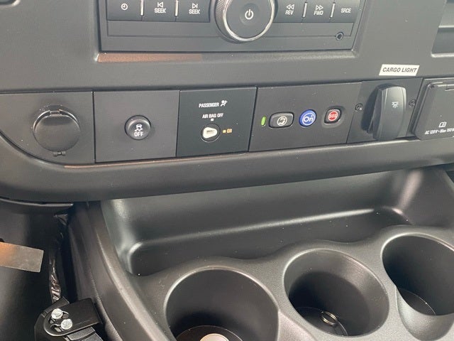 2025 Chevrolet Express 3500 Cutaway Cutaway