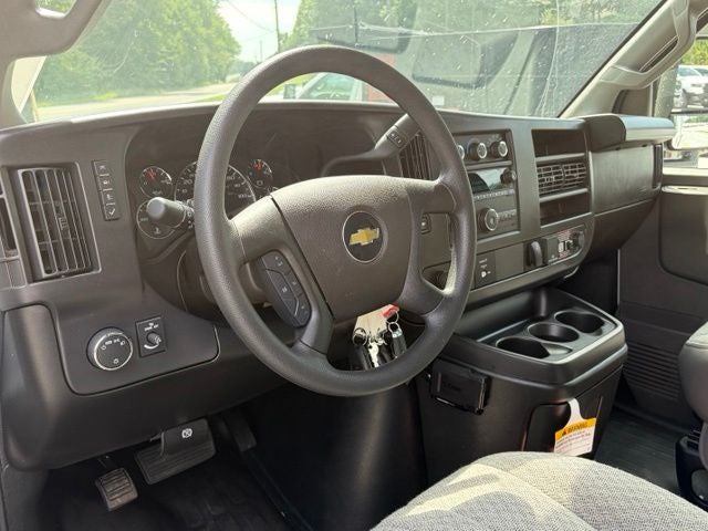 2026 Chevrolet Express 3500 Work Van Cutaway