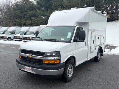 2025 Chevrolet Express 3500 Work Van Cutaway
