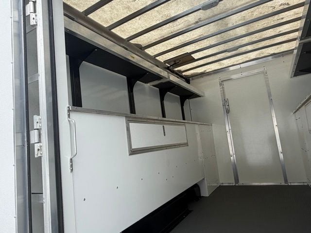 2025 Chevrolet Express 3500 Work Van Cutaway