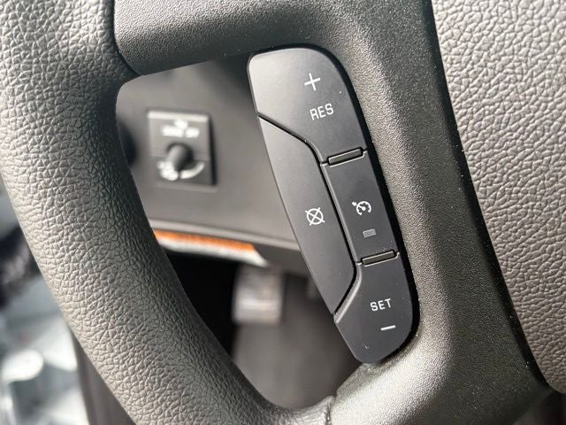 2025 Chevrolet Express 3500 Work Van Cutaway