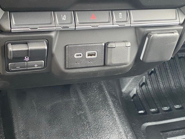 2025 Chevrolet Silverado 3500HD Work Truck