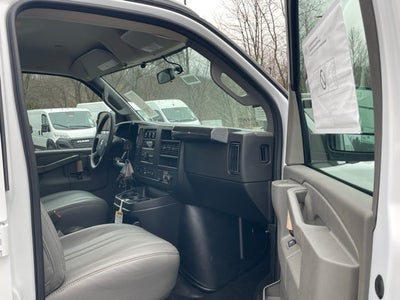 2025 Chevrolet Express 2500 Work Van Cargo