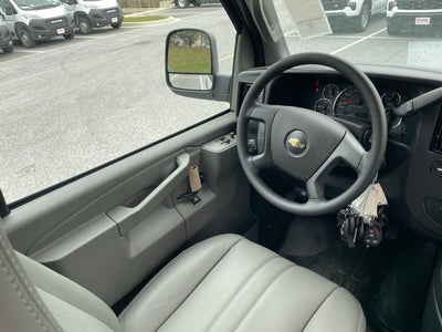 2025 Chevrolet Express 2500 Work Van Cargo