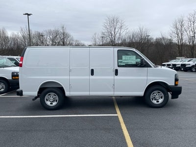 2025 Chevrolet Express 2500 Work Van Cargo