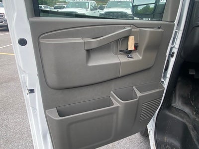 2025 Chevrolet Express 2500 Work Van Cargo