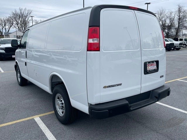 2025 Chevrolet Express 2500 Work Van Cargo