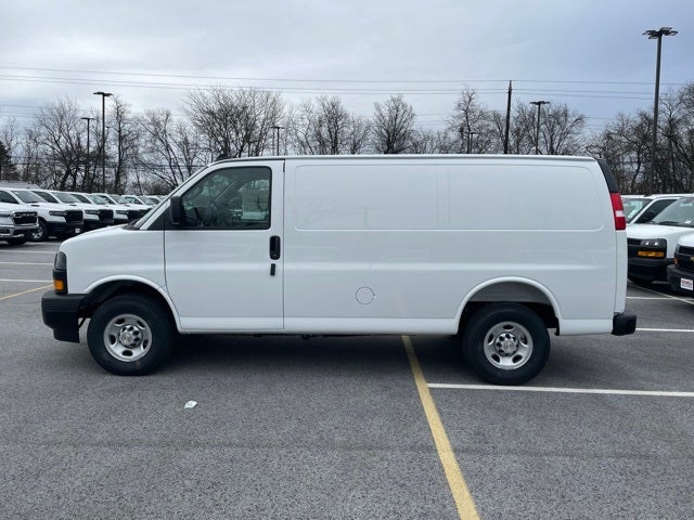 2025 Chevrolet Express 2500 Work Van Cargo