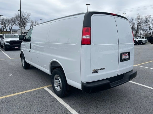 2025 Chevrolet Express 2500 Work Van Cargo