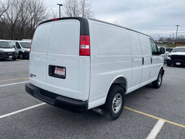2025 Chevrolet Express 2500 Work Van Cargo