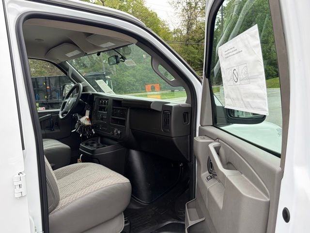 2026 Chevrolet Express 2500 Work Van Cargo