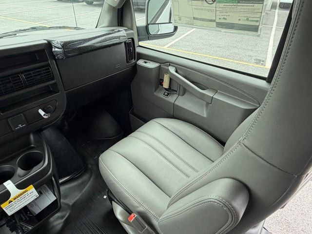 2026 Chevrolet Express 2500 Work Van Cargo