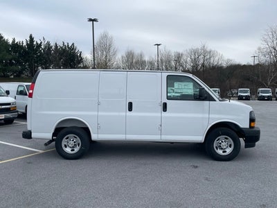 2025 Chevrolet Express 2500 Work Van Cargo