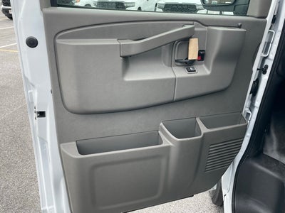 2025 Chevrolet Express 2500 Work Van Cargo