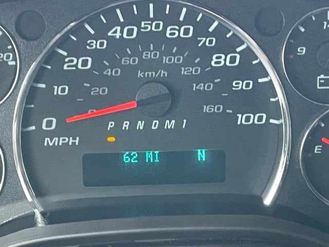 2025 Chevrolet Express 2500 Work Van Cargo