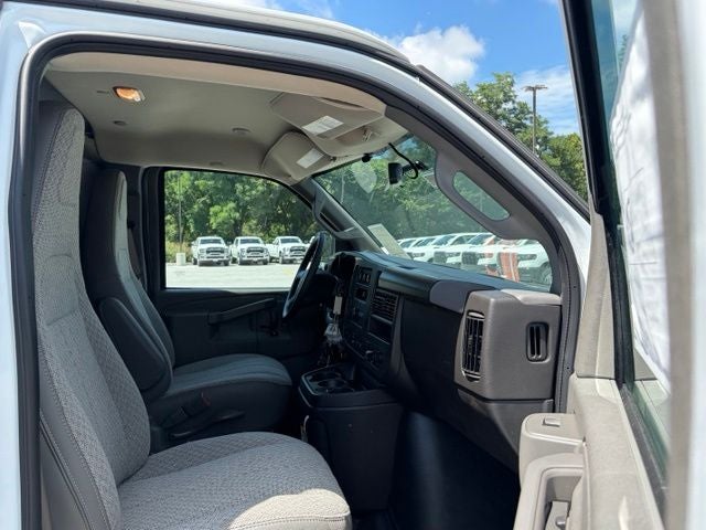 2026 Chevrolet Express 2500 Work Van Cargo