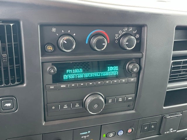 2025 Chevrolet Express 2500 Work Van Cargo