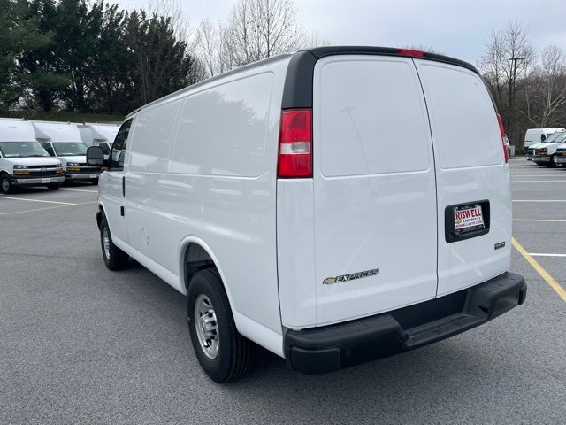 2025 Chevrolet Express 2500 Work Van Cargo