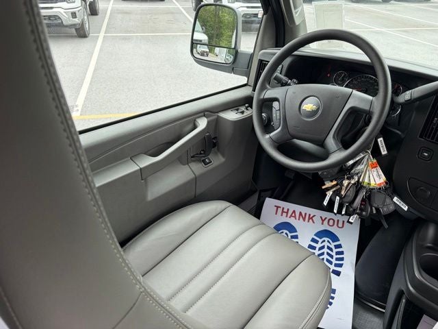 2026 Chevrolet Express 2500 Work Van Cargo