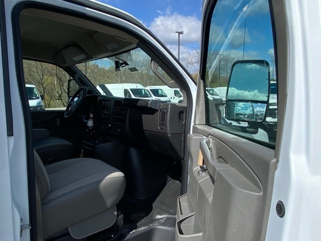 2024 GMC Savana 3500 Work Van