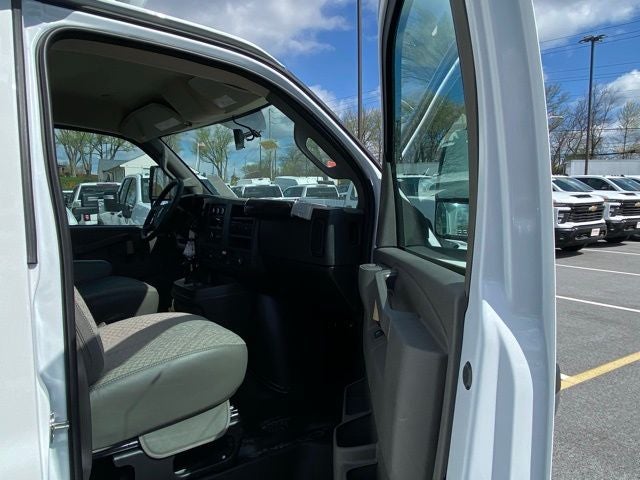 2024 GMC Savana 3500 Work Van