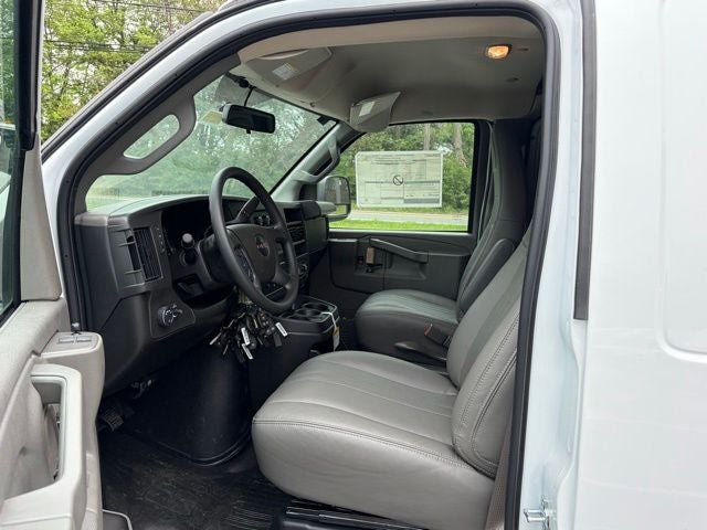 2026 GMC Savana 2500 Work Van