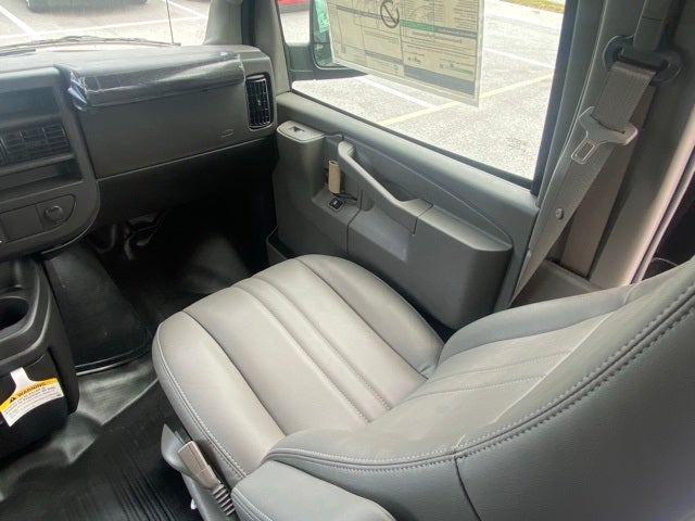 2025 GMC Savana 3500 CUTAWAY CUTAWAY