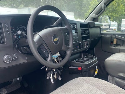 2025 Chevrolet Express 3500 Cutaway Cutaway