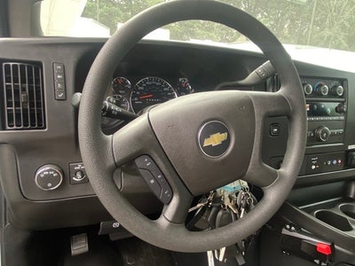 2025 Chevrolet Express 3500 Cutaway Cutaway