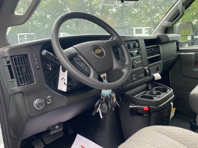 2025 Chevrolet Express 3500 Cutaway Cutaway