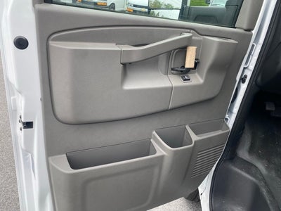 2025 Chevrolet Express 3500 Cutaway Cutaway