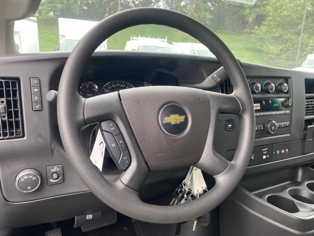 2025 Chevrolet Express 3500 Cutaway Cutaway