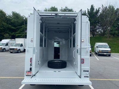 2025 Chevrolet Express 3500 Cutaway Cutaway