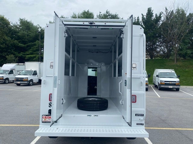 2025 Chevrolet Express 3500 Cutaway Cutaway