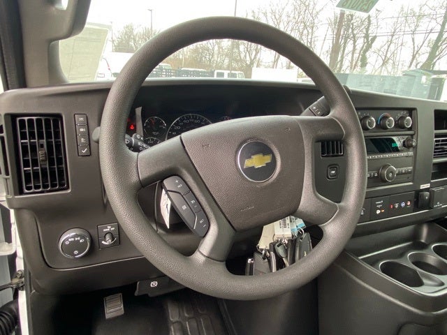 2025 Chevrolet Express 3500 Cutaway Cutaway