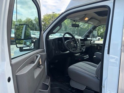 2026 Chevrolet Express 3500 Work Van Cutaway